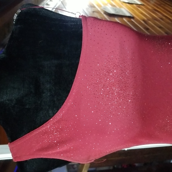 TATTOO BRAND VINTAGE LONG RED SPARKLY GOWN SIZE SMALL - Picture 16 of 16